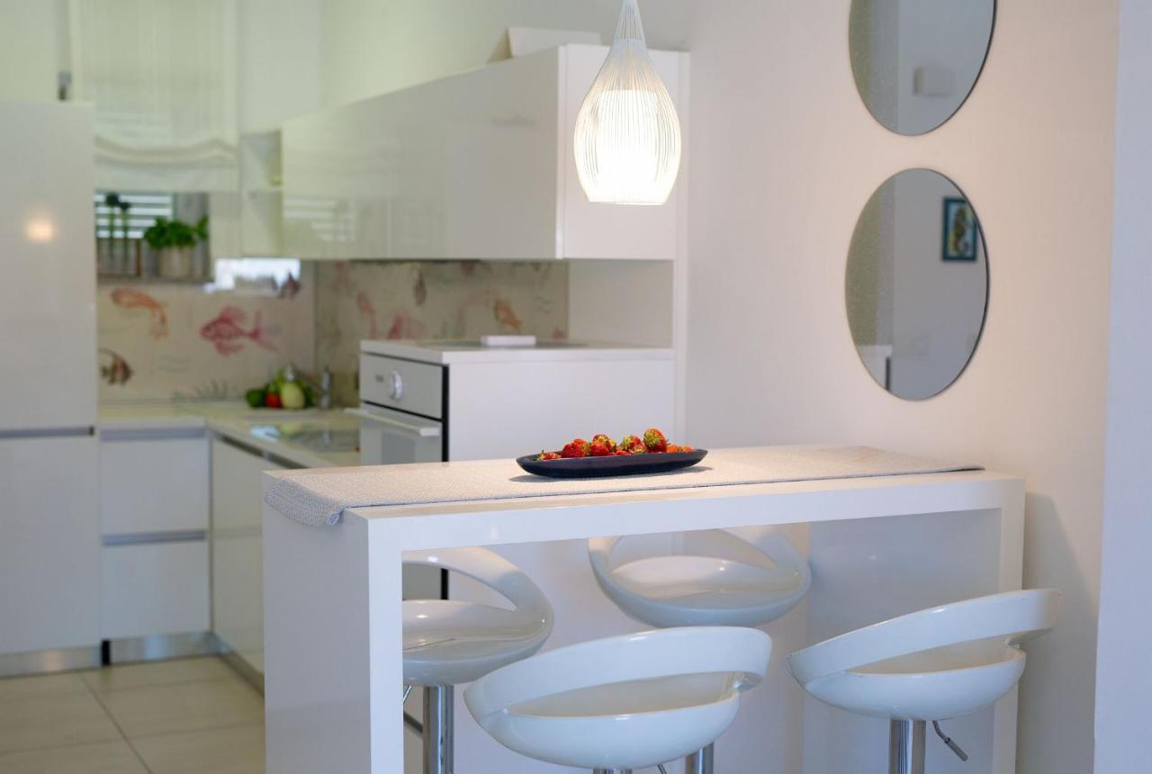 Apartments Aster Малинска Екстериор снимка